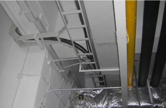 �ό��S���b��