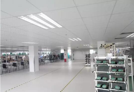 �ό��S���b���OӋ