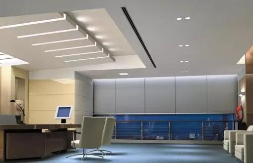 �ό����֘��b��