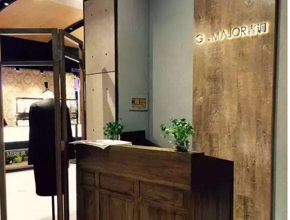 �ό������b�޾�Ȼ���@ô���v��1