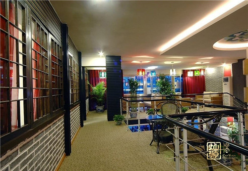 �ό����b��˾ǰ��λ