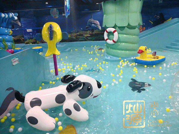 ��ͯ�̘I���gɫ���c����